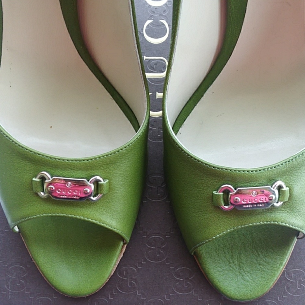 👡Authentic Gucci NWOT Stiletto Heels